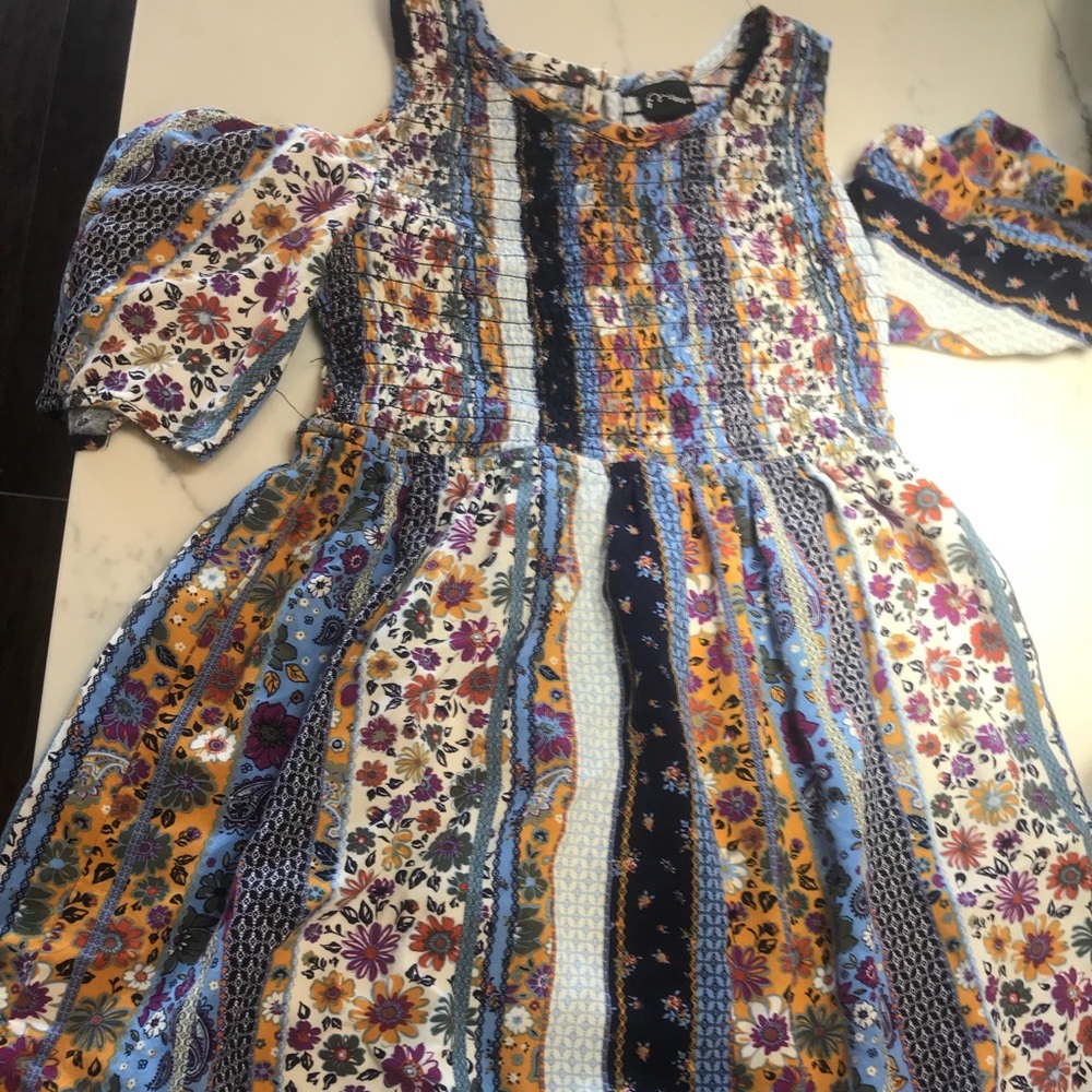 Patterned dress girls